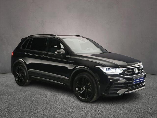 Volkswagen TIGUAN R-Line Business 1.4 TSI eHybrid 245pk DSG Automaat Trekhaak, 360 camera, Head up display, Adaptive cruise control, Black style, LED matrix koplampen, Navigatie