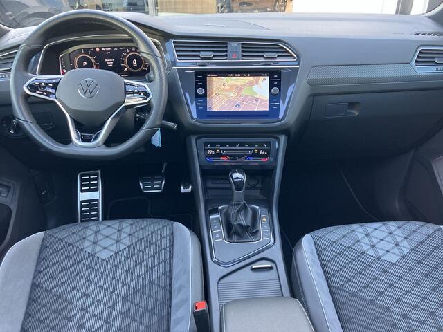 Volkswagen TIGUAN 1.4 TSIeHybrid 180kW/245PK R-Line DSG · Panoramadak · Apple/Android Car Play · Stoelverwarming · Parkeersensoren