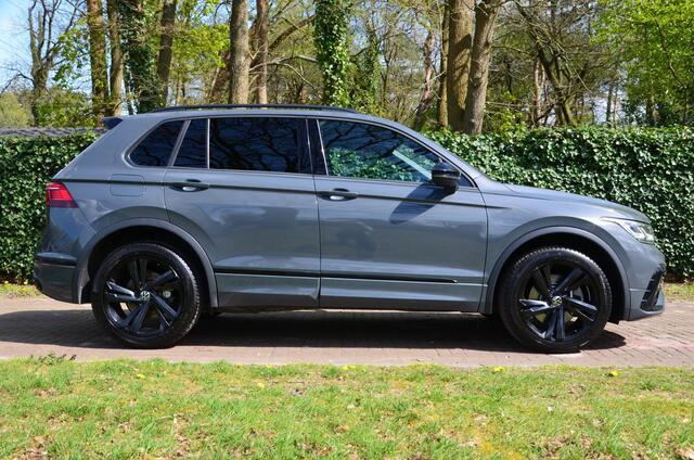 Volkswagen TIGUAN 1.4 TSI eHybrid R-Line Business+ Automaat/Navi/Pdc/Ecc/Achteruitrijcamera/Panoramadak/Stoelverwarming/Virtueel dashboard/Privacy-Glass/Cr-Controle/19-Inc Lmv/Cruise control adaptief met Stop&Go/Koplampverlichting LED Matrix