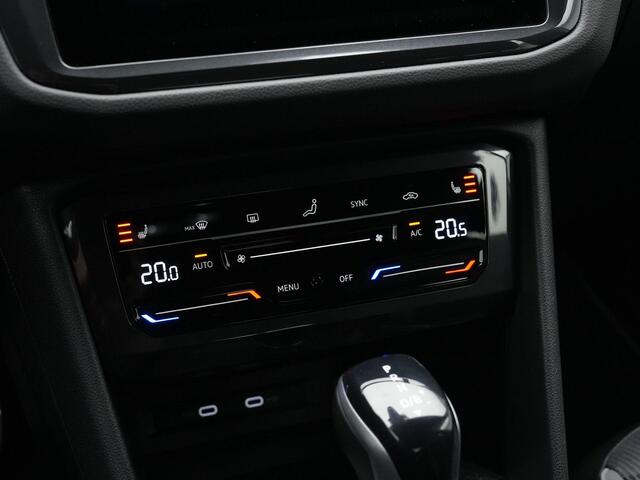 Volkswagen TIGUAN 1.4 TSI eHybrid 245 pk R-Line | Trekhaak | IQ Light | Stuur-/stoelverwarming | Navigatie | Adaptive Cruise