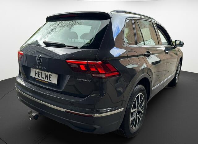 Volkswagen TIGUAN e-Hybrid 245PK DSG LIFE TREKHAAK/NAVI/360CAMERA