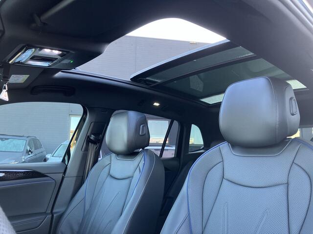 Volkswagen TIGUAN 1.5eHybrid 200kW/272PK R-Line DSG · Panoramadak · Trekhaak · Leder · 360° Camera · Apple/Android Car Play · Garantie t/m 06-05-2030 of 100.000km