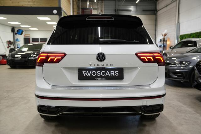 Volkswagen TIGUAN 1.5 TSI R-Line * Virtual - HUD - Black Style - Camera - Keyless - IQ Light - Blind Spot *