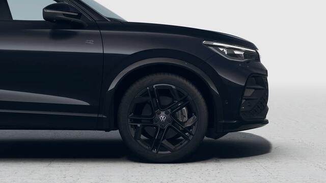 Volkswagen TIGUAN 1.5 eHybrid 204 6DSG R-Line Edition | 'App-Connect' draadloze smartphone integratie | Automatische afstandsregeling (Adaptive Cruise Control) | Black Style Pakket