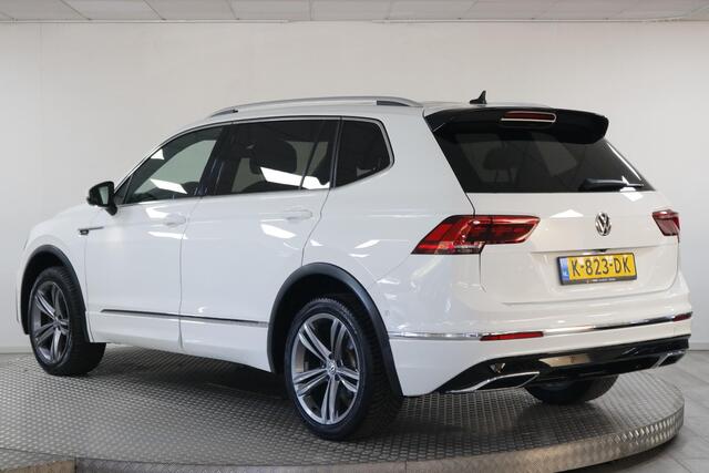 Volkswagen TIGUAN Allspace 1.5 TSI Highline Business R-Line Nieuwe All-Seasons | Climate | LED | Adaptive Cruise | Carplay | Mooie auto!