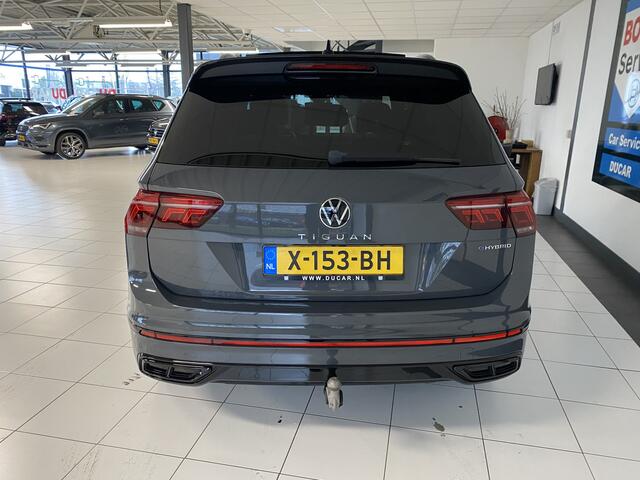 Volkswagen TIGUAN 1.4 TSI eHybrid R-Line Business+Black style Panoramadak / Trekhaak /Carplay/ Leer/ Headup