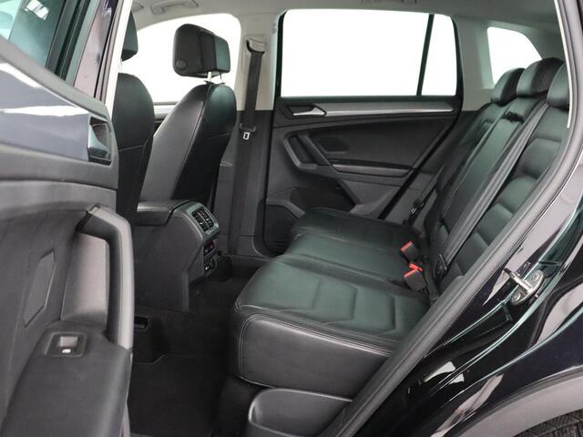 Volkswagen TIGUAN 1.5 TSI Life Business | Leder | Stoelverwarming | Keyless | Carplay | Adaptive cruise | Navigatie | Parkeerhulp | Full LED | Stuurverwarming | Virtual Cockpit | Climate control | DAB | Bluetooth