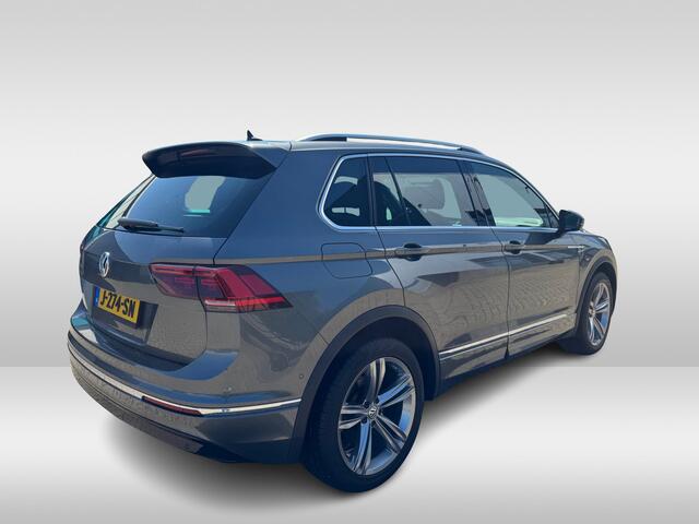 Volkswagen TIGUAN 2.0 TSI 4Motion R-Line - Pano - Trekhaak - Navi - Camera - Stoelverwarming - Rijklaar