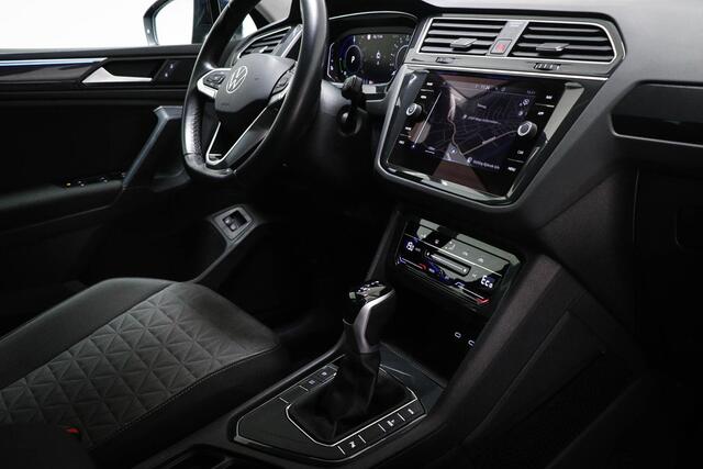 Volkswagen TIGUAN 1.4 TSI eHybrid | SOH 90% | DAB | APPLE | NAVIGATIE | DRAADLOZE LADER | CAMERA