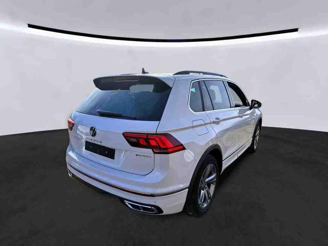 Volkswagen TIGUAN 1.4 TSI eHybrid 245pk PHEV R-Line Business / Adaptive Cruise / Navigatie / Keyless / Wordt Verwacht