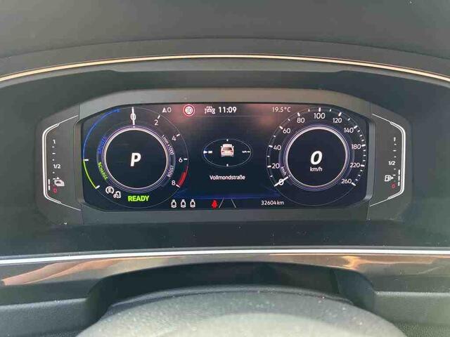 Volkswagen TIGUAN 1.4 TSI eHybrid 245pk PHEV R-Line Business / Adaptive Cruise / Navigatie / Keyless / Wordt Verwacht