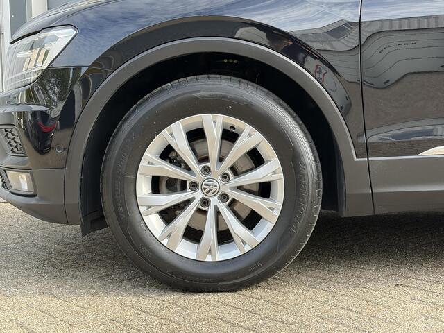 Volkswagen TIGUAN ACT Highline | Alcantara | Keyless Entry/Start | Adaptive Cruise | Elec. Achterklep |