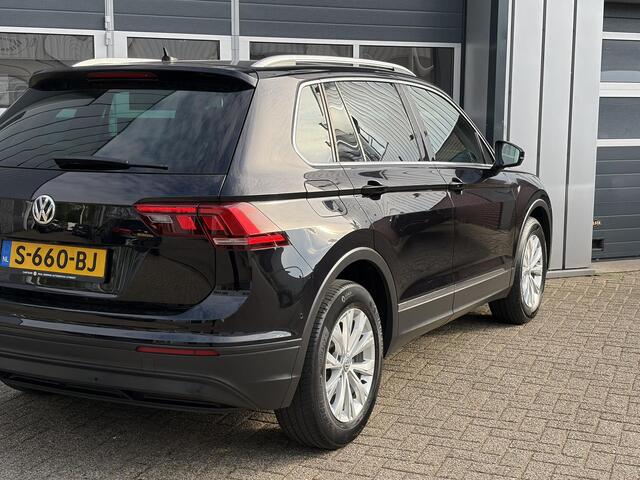Volkswagen TIGUAN ACT Highline | Alcantara | Keyless Entry/Start | Adaptive Cruise | Elec. Achterklep |