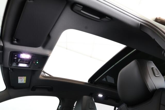 Volkswagen TIGUAN 1.5 TSI eHybrid R-Line Edition 272pk - Leer - Pano - Trekhaak