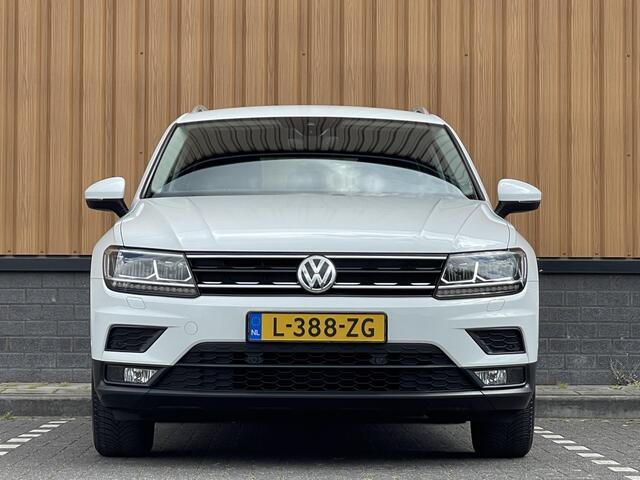 Volkswagen TIGUAN 1.4 TSI ACT Comfortline Business R | Apple Carplay | Android Auto | Lane Assist | Park Assist | Achteruitrijcamera | Trekhaak |