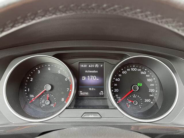 Volkswagen TIGUAN 1.4 TSI ACT Comfortline Business R | Apple Carplay | Android Auto | Lane Assist | Park Assist | Achteruitrijcamera | Trekhaak |