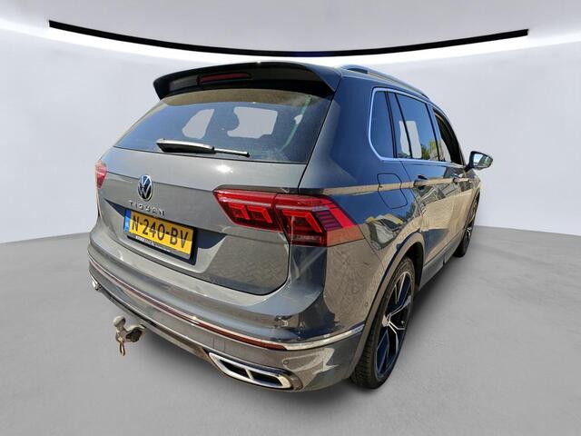 Volkswagen TIGUAN 1.5 TSI R-Line Business+ / AUTOMAAT/ TREKHAAK/ PANODAK/ CLIMA/ STOELVERWARM./ 360 CAMERA/ NAVI/ DIGITAL DASH/ 20" LMV