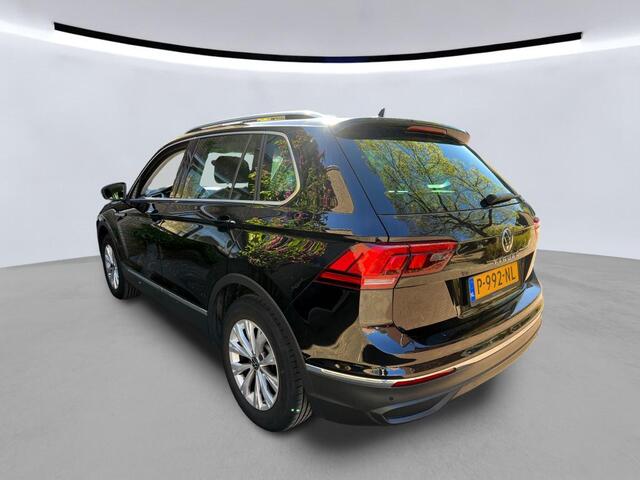 Volkswagen TIGUAN 1.5 TSI Life Business / CRUISE/ DIGITAL DASH/ CLIMATE/ STOELVERWARM./ NAVI/ PARK. SENSOREN + CAMERA/ 17" LMV