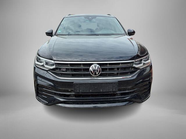 Volkswagen TIGUAN 1.4 TSI 245pk DSG eHybrid R-Line Business · Camera · Wegklapbare Trekhaak · Apple/Android Car Play · Stoel-& Stuurverwarming · 19'' Inch ·