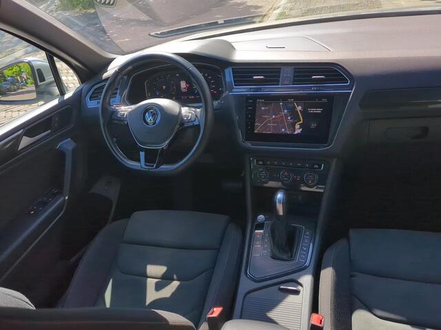Volkswagen TIGUAN Allspace 1.5 TSI Highline Business R | 7-persoons | Panoramadak | VERWACHT |