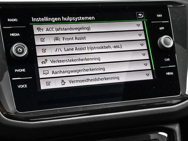 Volkswagen TIGUAN 1.4 TSI 245pk DSG eHybrid Active · Panoramadak · Apple/Android Car Play · Wegklapbare Trekhaak · Stoelverwarming · 17'' Inch ·