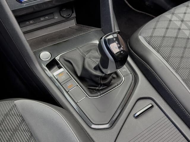 Volkswagen TIGUAN 1.4 TSI AUT6 EHYBRID 3X R-LINE + 66D.KM! PANOADAK NAVI CAMERA DIGI-DASH APPLE-CARPLAY LED LMV PDC