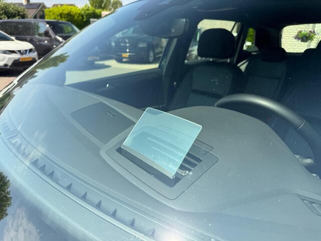 Volkswagen TIGUAN 1.4 TSI eHybrid Active 245pk Trekhaak HUD Stoelverwarming Stuurverwarming Carplay