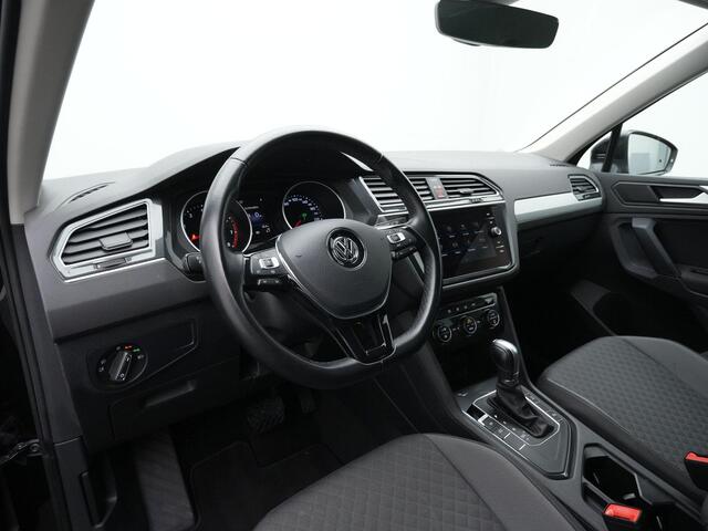 Volkswagen TIGUAN 1.5 TSI 150 pk DSG ACT Comfortline Business | Trekhaak | Adaptive Cruise | Navigatie | Parkeersensoren voor/achter