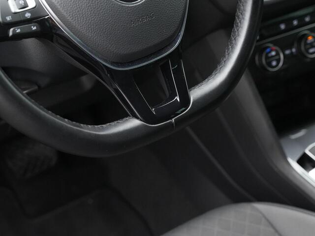 Volkswagen TIGUAN 1.5 TSI 150 pk DSG ACT Comfortline Business | Trekhaak | Adaptive Cruise | Navigatie | Parkeersensoren voor/achter