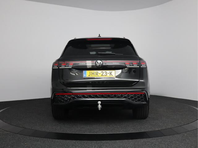Volkswagen TIGUAN 1.5 eHybrid R-Line Edition 272pk | Trekhaak 2.000kg trekgewicht | Panoramadak | Massagestoelen | PHEV | 360 graden camera |