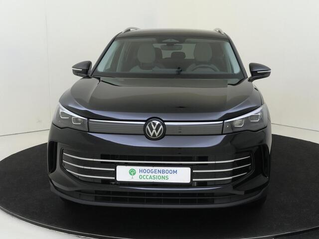 Volkswagen TIGUAN 1.5 eHybrid Elegance | SoH 98% | Trekhaak | ErgoActive stoelen | Keyless | Dodehoek detectie | Navigatie | Stoel- en stuurwielverwarming | Adaptieve cruise control |