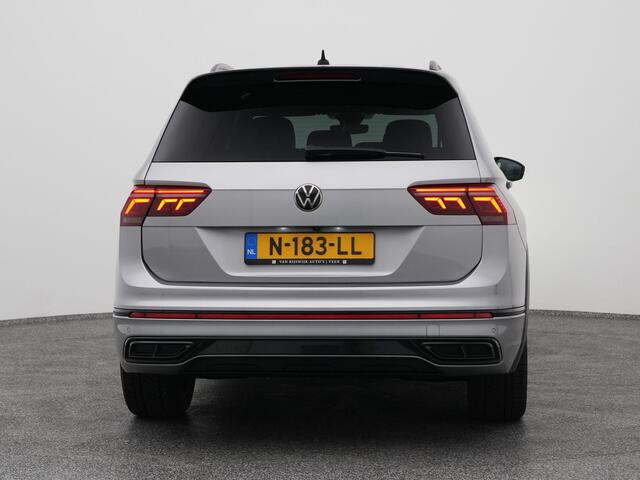Volkswagen TIGUAN Allspace 1.5 TSI R-Line Business+ 7-Pers. | PANO | CAMERA | ADAPTIVE | STOEL- EN STUURVERW.