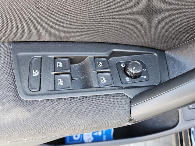 Volkswagen TIGUAN 1.5 TSI ACT Comfortline Business R