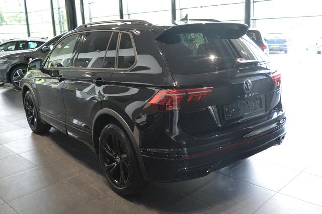 Volkswagen TIGUAN 1.4 TSI eHybrid 2X R-LINE Black Style navi camera led pdc 19 inch !!