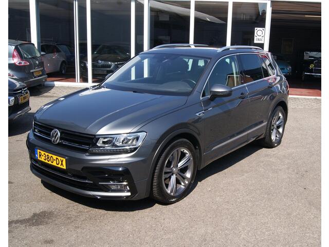 Volkswagen TIGUAN 1.4 TSI ACT Comfortline Business R Navi,Cruise,Trekhaak,Pdc,Pano,RIJKLAARPRIJ!!