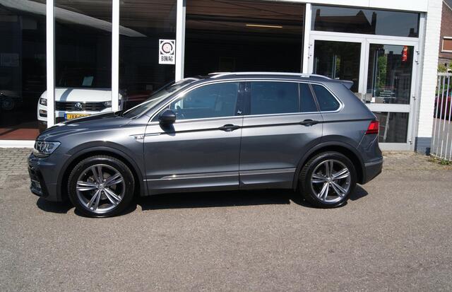Volkswagen TIGUAN 1.4 TSI ACT Comfortline Business R Navi,Cruise,Trekhaak,Pdc,Pano,RIJKLAARPRIJ!!
