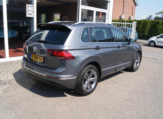 Volkswagen TIGUAN 1.4 TSI ACT Comfortline Business R Navi,Cruise,Trekhaak,Pdc,Pano,RIJKLAARPRIJ!!