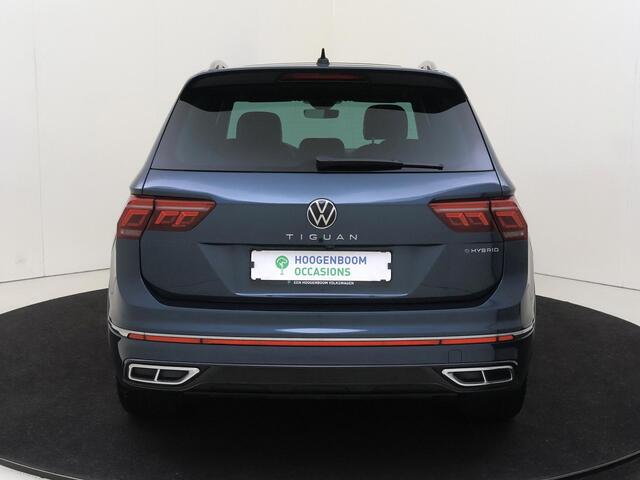 Volkswagen TIGUAN 1.4 TSI eHybrid R-Line Business+ | Panoramadak | Trekhaak | Lederen bekleding met memory | Adaptieve demping | 360 camera | Keyless | Matrix LED |