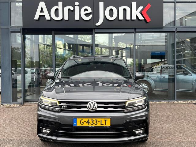 Volkswagen TIGUAN 1.5 TSI ACT Highline Business R | AUTOMAAT |WEGKLAPBARE TREKHAAK | PANO DAK | 19 INCH | APPLE & ANDROID AUTO | R-LINE |