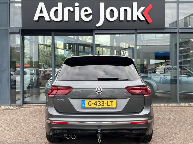 Volkswagen TIGUAN 1.5 TSI ACT Highline Business R | AUTOMAAT |WEGKLAPBARE TREKHAAK | PANO DAK | 19 INCH | APPLE & ANDROID AUTO | R-LINE |