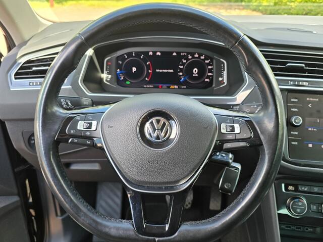 Volkswagen TIGUAN 2.0 4motion Business 190 PK / Trekhaak / Standkachel / stoel-stuur verwarming