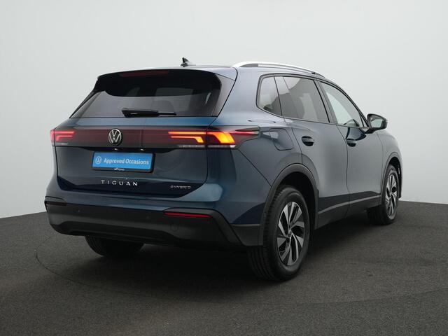 Volkswagen TIGUAN 1.5 eHybrid 204 pk Life | Trekhaak | 360 Camera | Adaptief onderstel | Adaptive Cruise | Stuur-/stoelverwarming