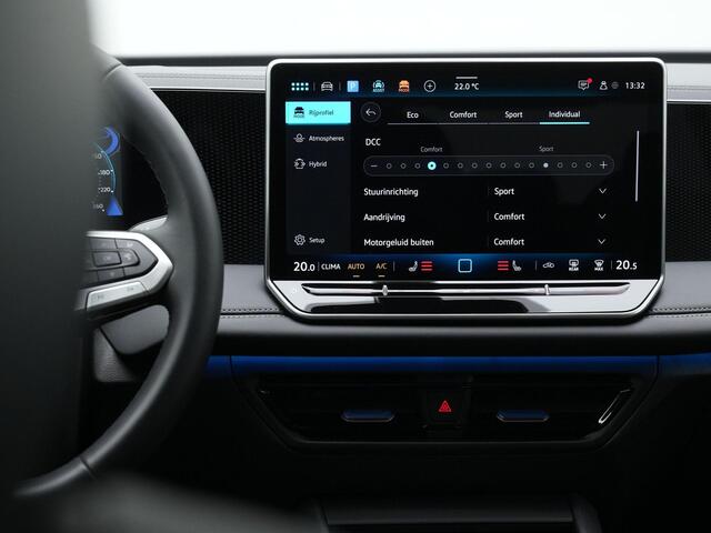 Volkswagen TIGUAN 1.5 eHybrid 204 pk Life | Trekhaak | 360 Camera | Adaptief onderstel | Adaptive Cruise | Stuur-/stoelverwarming