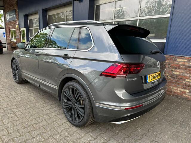 Volkswagen TIGUAN 1.4 TSI 4motion Highline Business R, Automaat, Pano, VCC, ACC, Trekhaak, ALL IN Prijs!