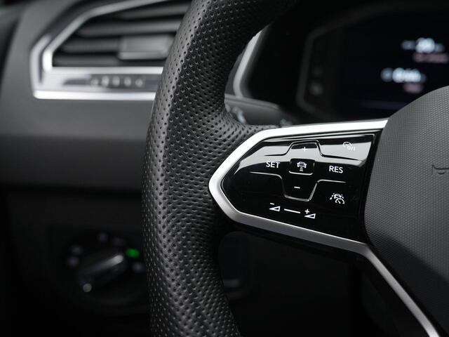 Volkswagen TIGUAN 1.4 TSI eHybrid 245 pk R-Line Business | IQ Light | 360 camera | Adaptive Cruise | Stuur-/stoelverwarming | Keyless Entry