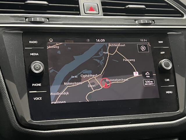 Volkswagen TIGUAN 1.4 TSI Comfortline Business R | NAVI | 360 CAMERA | STOELVERWARMING | LEDEREN BEKLEDING |