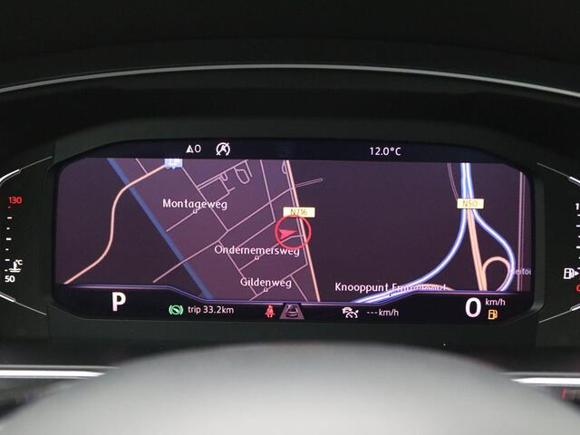 Volkswagen TIGUAN 1.5 TSI ACT Highline Business R 150PK DSG R-line, Pano-Schuifdak, Trekhaak, Virtual Pedal, Head-Up Display, Achteruitrijcamera, Stoelverwarming, Keyless, 19" LM Velgen