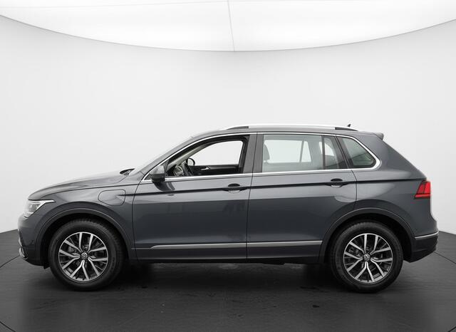 Volkswagen TIGUAN TSI 245PK HYBRIDE DSG LIFE TREKHAAK/NAVI/VIRTUAL
