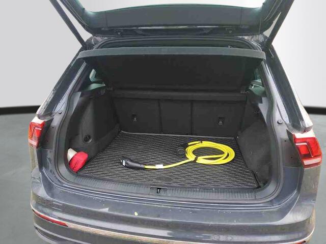 Volkswagen TIGUAN 1.4 TSI eHybrid 245pk PHEV Active / Panoramadak / Trekhaak / Head Up