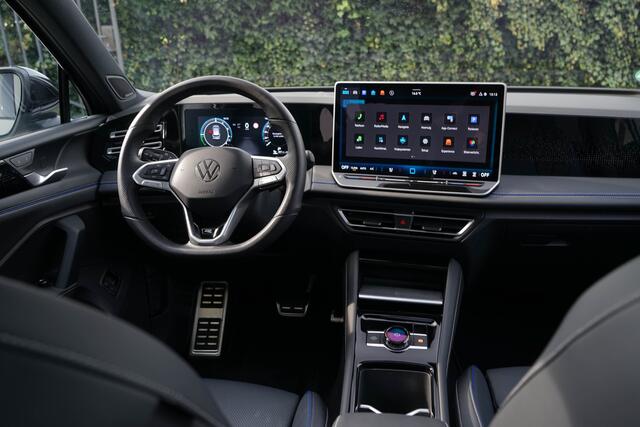 Volkswagen TIGUAN 1.5 eHybrid R-Line /5jr. Garantie/ Stoel Massage&Koeling/ Panoramadak/ 200kW (272PK)